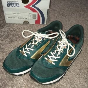 Brooks Chariot Vintage Sneaker Women’s Sz 10.5/ 42